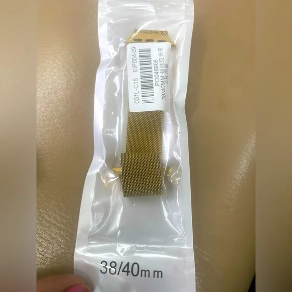 APPLE WATCH ASSORTED STRAPS. 999/- each. Gold rose gold black navy blue maroon - Picture 10 of 10